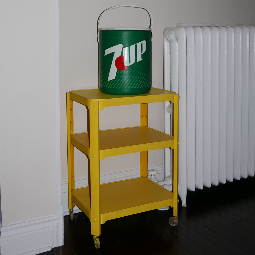 retro 7up cooler