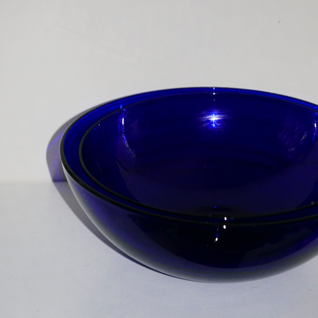 cobalt blue serving bowls vintage glass black dot shops