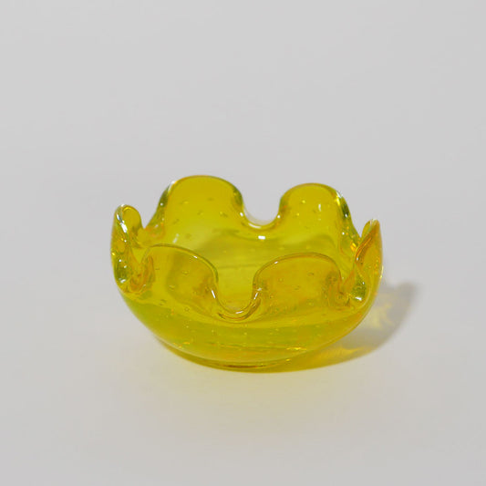 wiggly bright yellow bullicante murano catchall