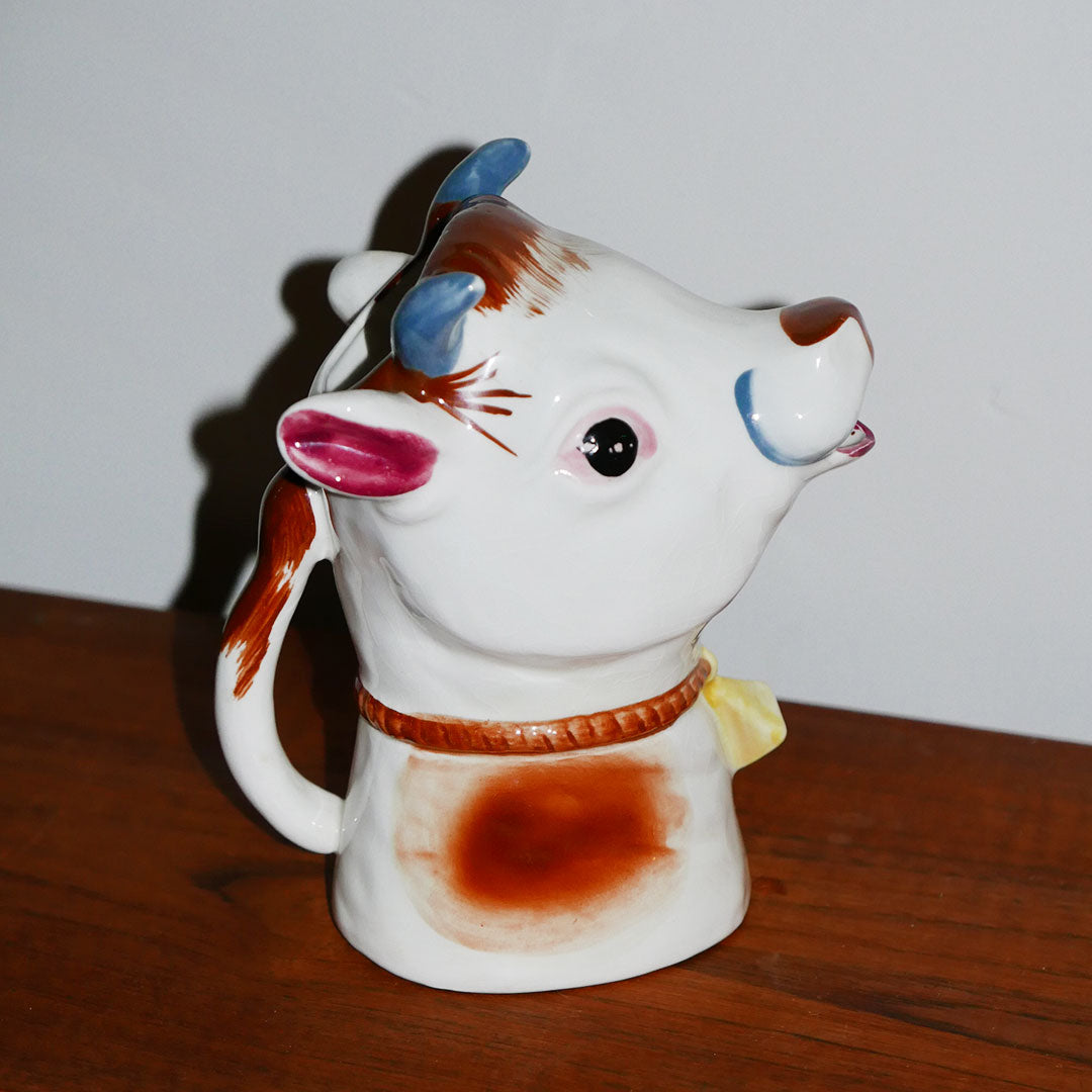 DESCRIPTION- 2-12-12-8   Vintage Cow Creamer Milk Pitcher