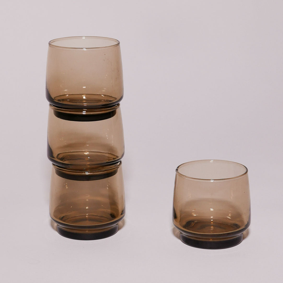 4 x stackable amber whisky glasses