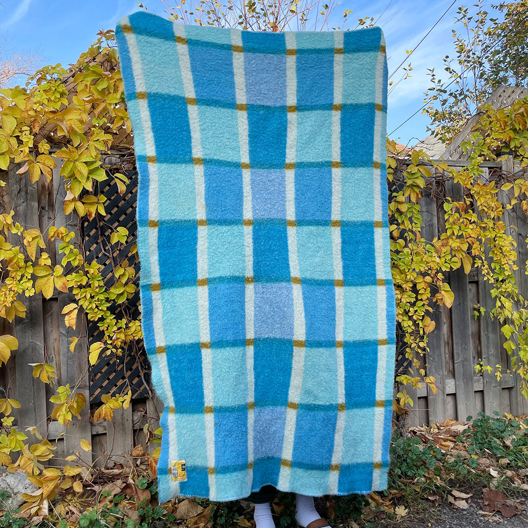 fraalberg wool dutch throw