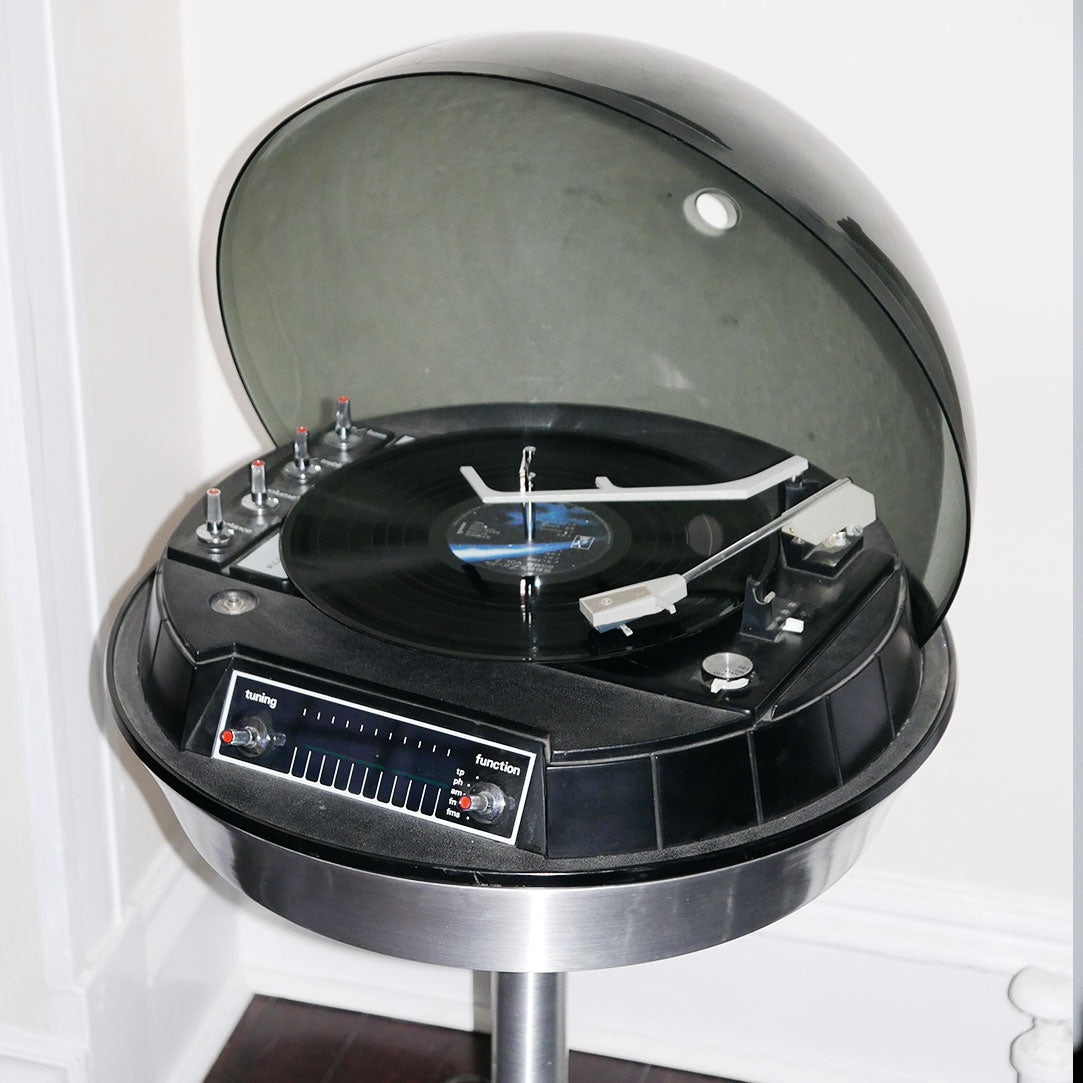 1970 electrohome 711 "saturn" record player and stereo