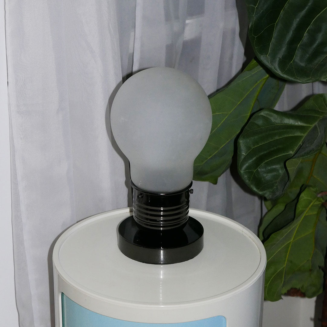 light bulb lamp
