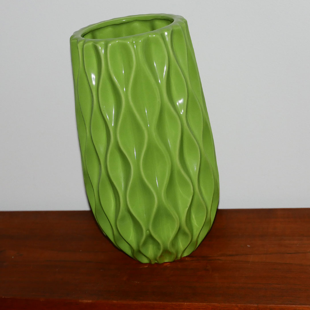 textured glass vase