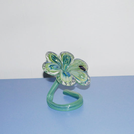 lavorazione murano art glass flower vase