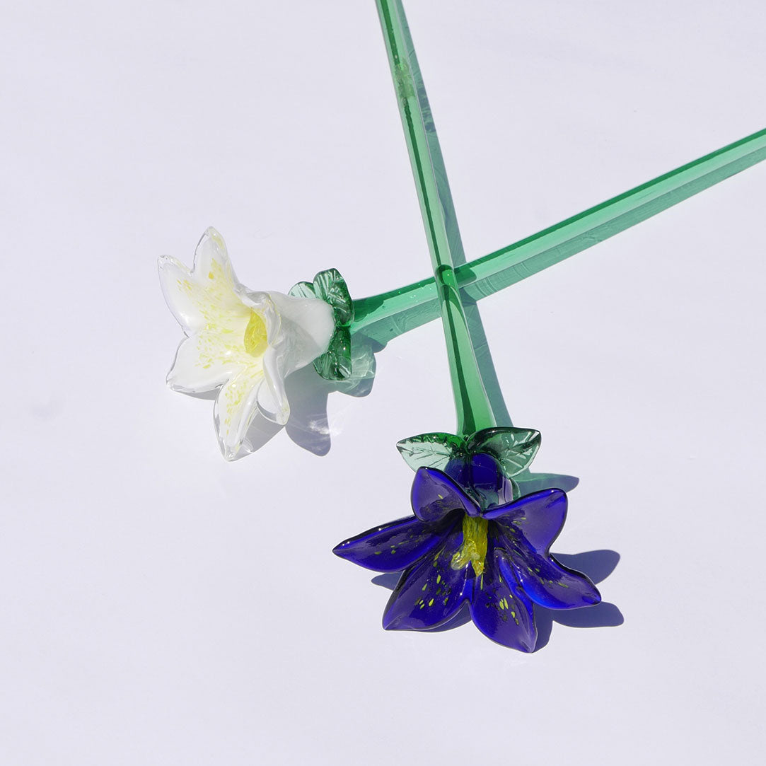 vase with murano glass flowers