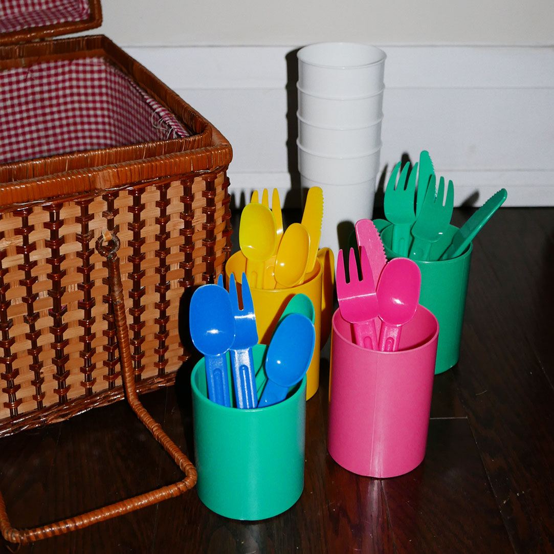 vintage rattan picnic set