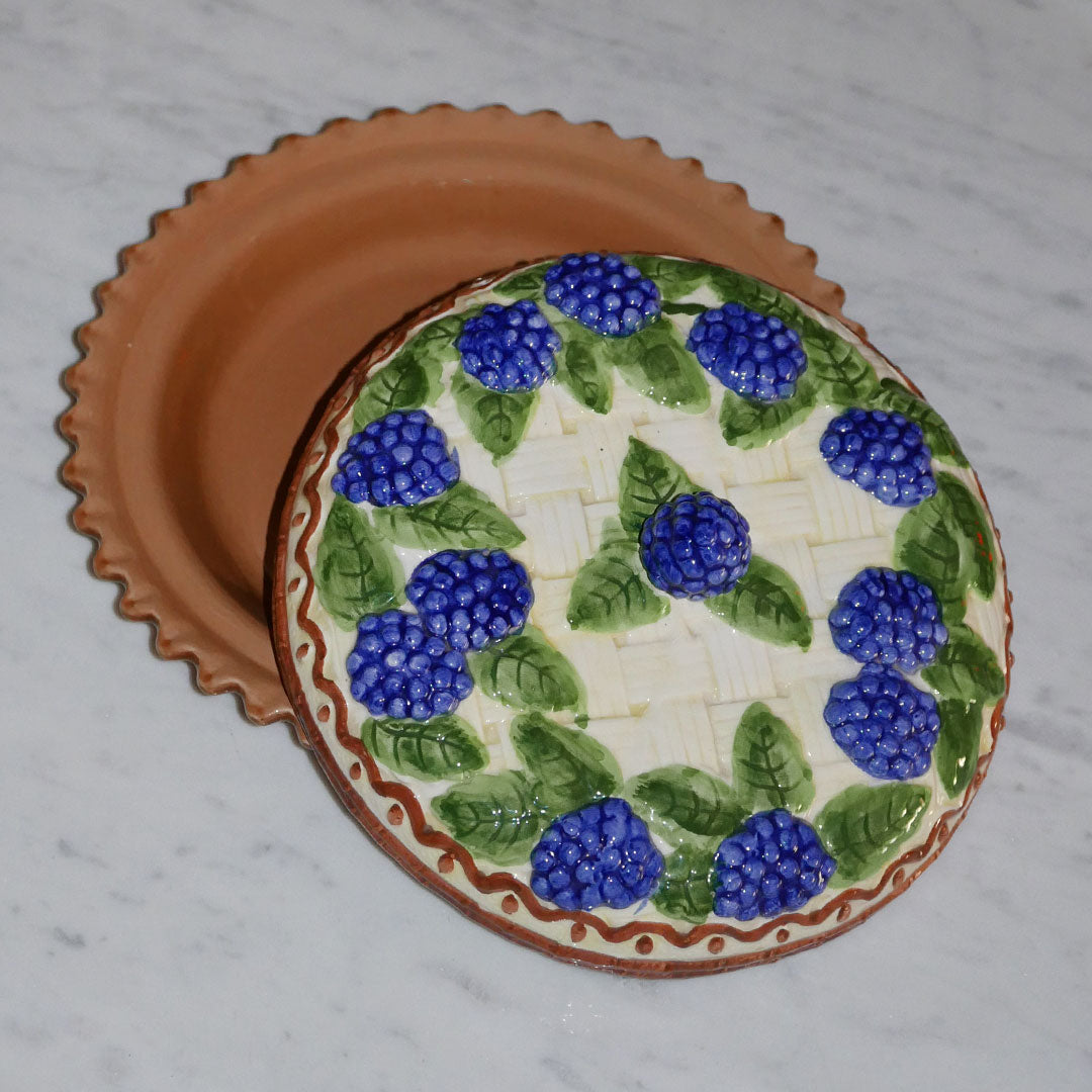 ceramic pie black dot shops