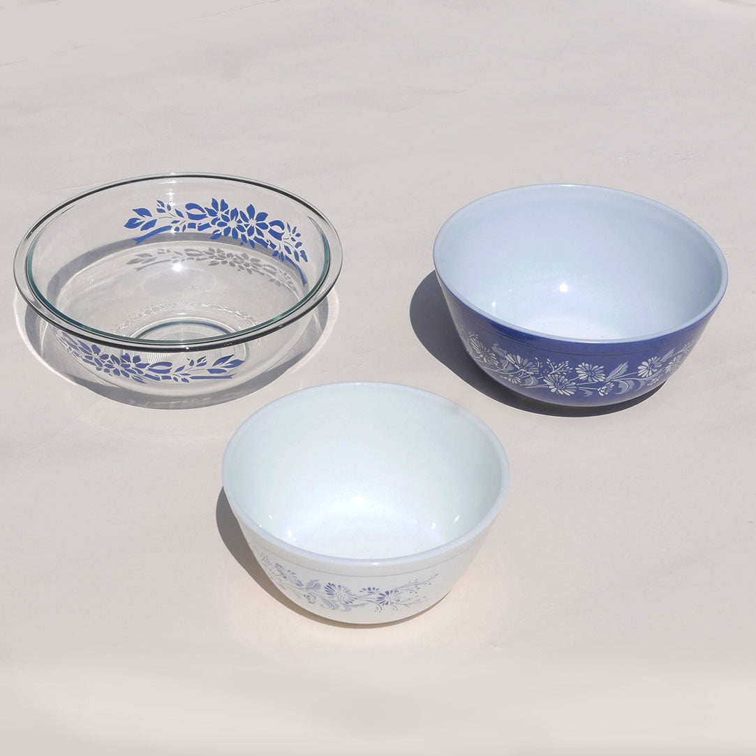 pyrex mixing bowels