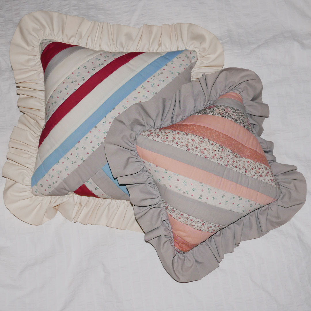 quilted throw pillow M