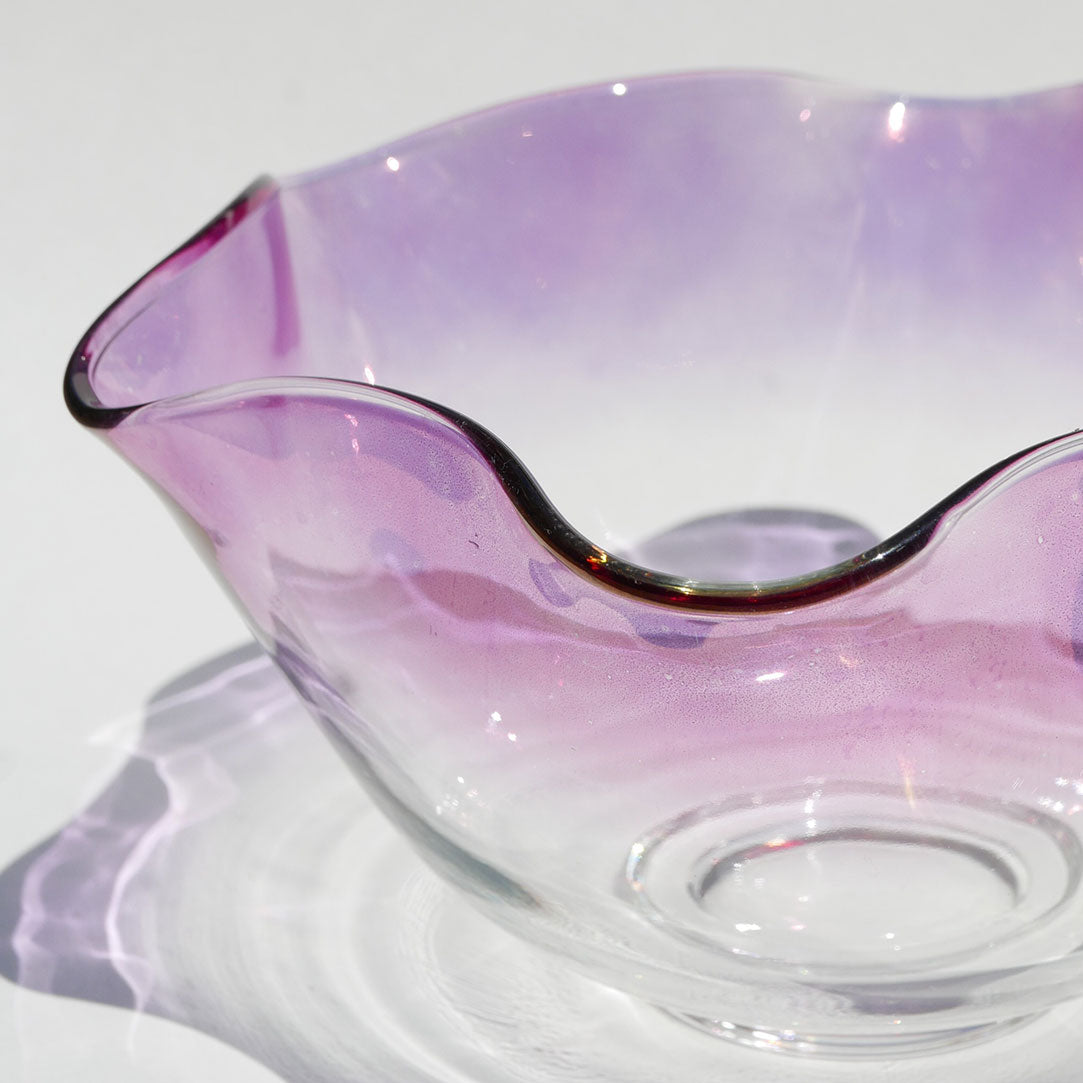 vintage ruffled pink fruit bowl