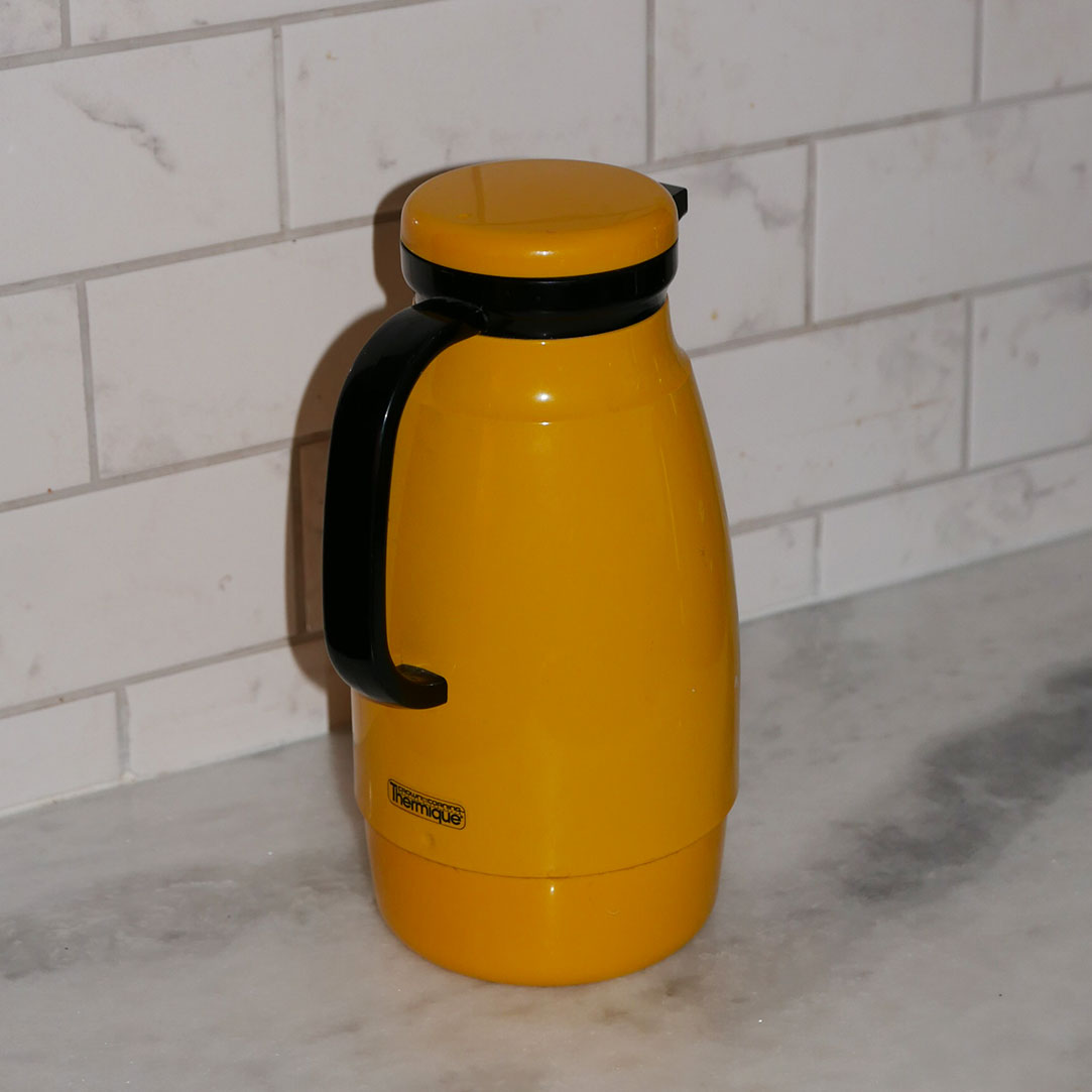 vintage yellow thermique thermos/carafe