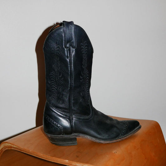 black cowboy boot boulet