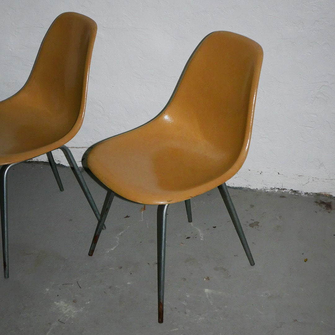 herman miller shell chair