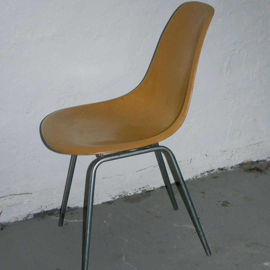 herman miller shell chair