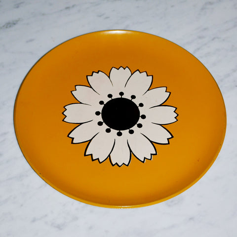 daisy serving platter