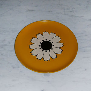 daisy serving platter