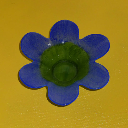 blooming daisy catchall