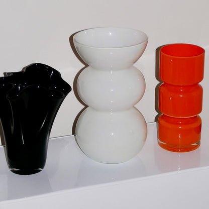 black handkerchief vase