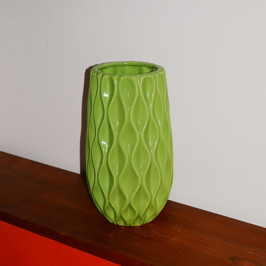 textured glass vase