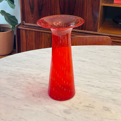 red top hat vase