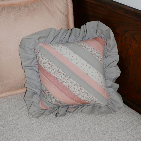 quilted throw pillow S