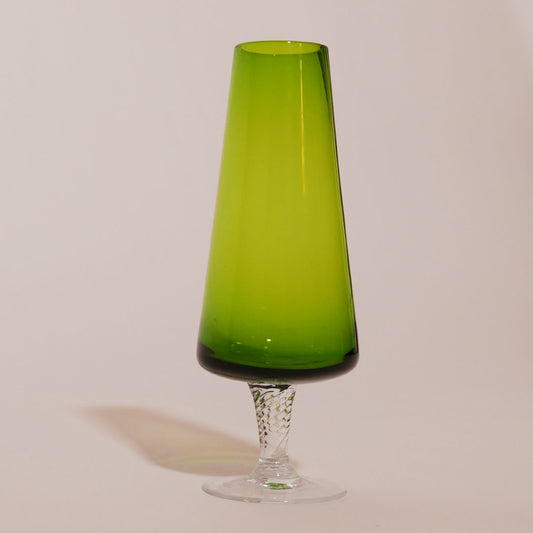 neon emerald green vase